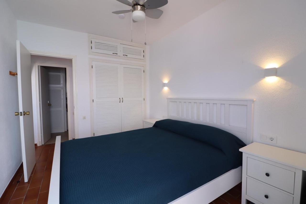 Belvedere, Family-Friendly, Nice, First-Line Apartment With Stunning Beach And Sea Views,Ac Arenal d'en Castell Exteriör bild