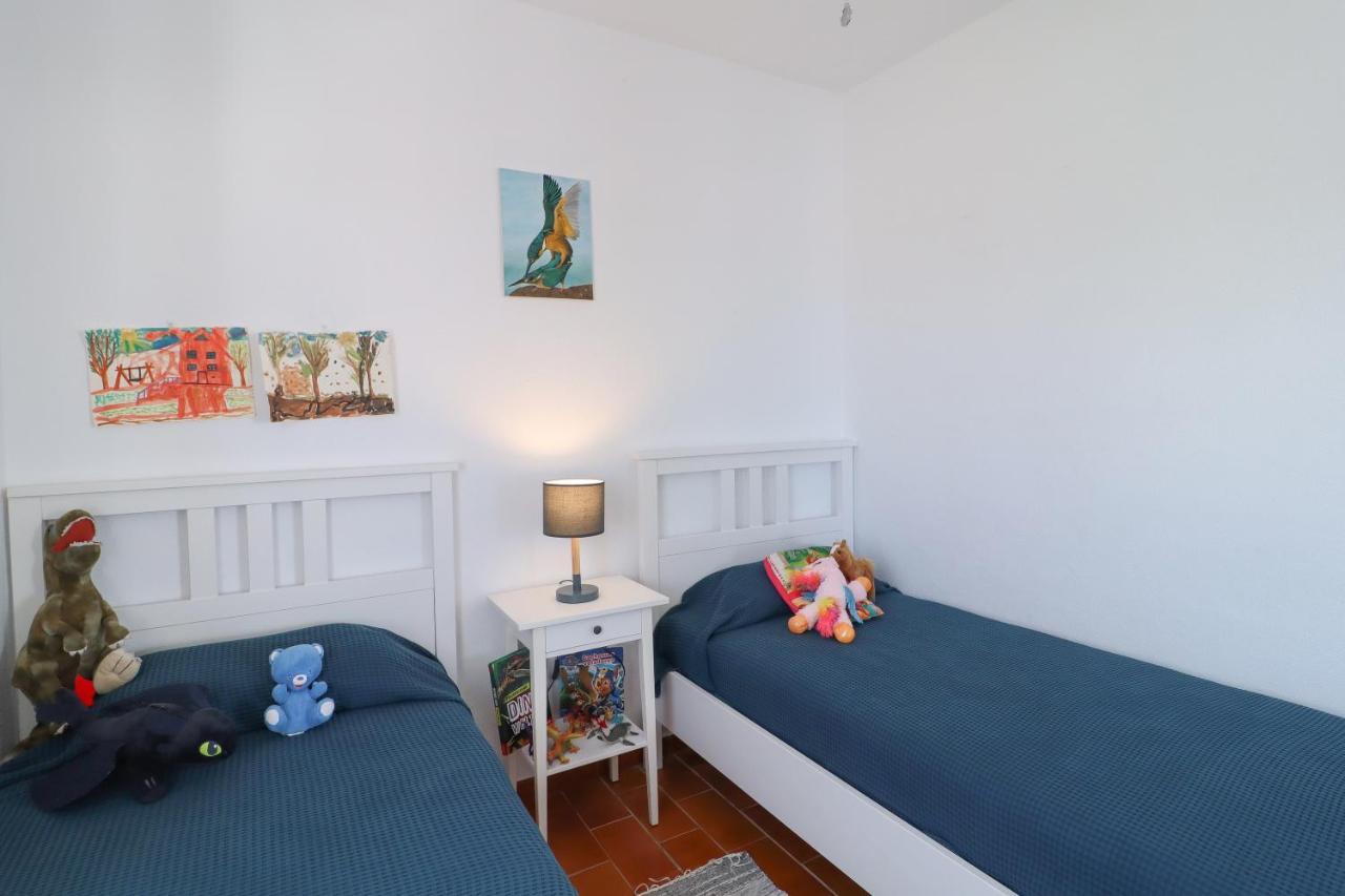 Belvedere, Family-Friendly, Nice, First-Line Apartment With Stunning Beach And Sea Views,Ac Arenal d'en Castell Exteriör bild