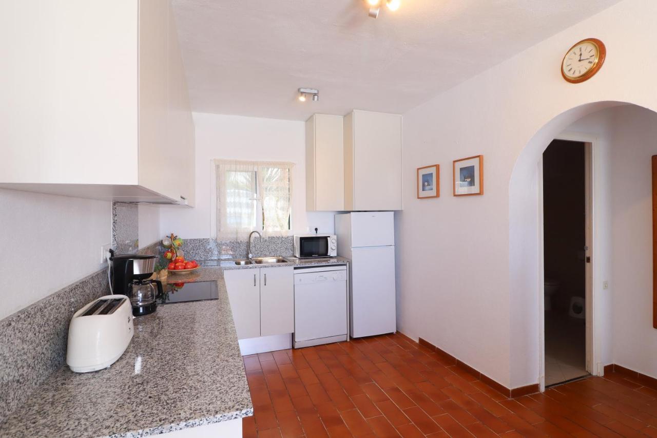 Belvedere, Family-Friendly, Nice, First-Line Apartment With Stunning Beach And Sea Views,Ac Arenal d'en Castell Exteriör bild